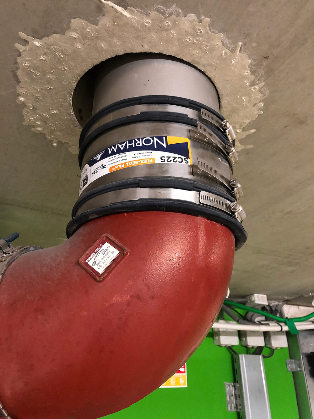 Strasbourg des Raccords FLEXSEAL Plus® en soussol d